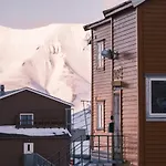 Gjestehuset 102 - Your Away From Home! *