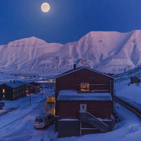 Gjestehuset 102 Longyearbyen
