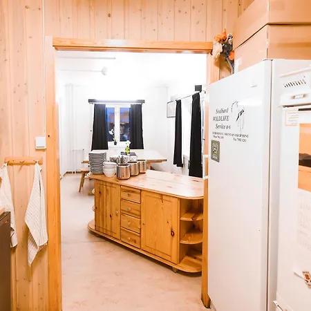 Hostel Gjestehuset 102 - Your Away From Home! Longyearbyen
