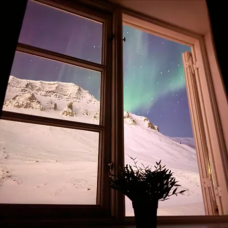 Gjestehuset 102 - Your Away From Home! Longyearbyen