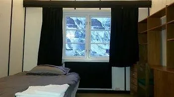 بيت شباب Gjestehuset 102 - Your Away From Home! لونغياربين