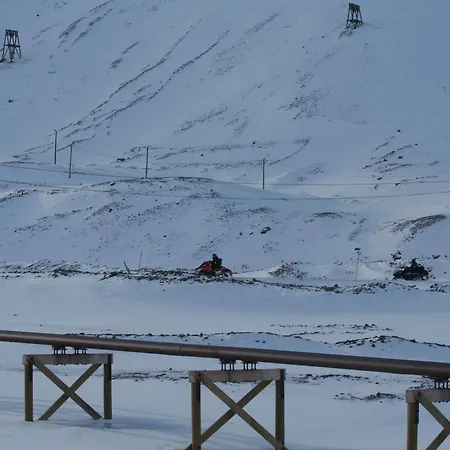 Gjestehuset 102 Longyearbyen