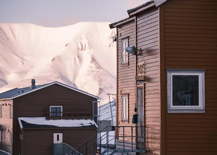 Gjestehuset 102 - Your Away From Home! *