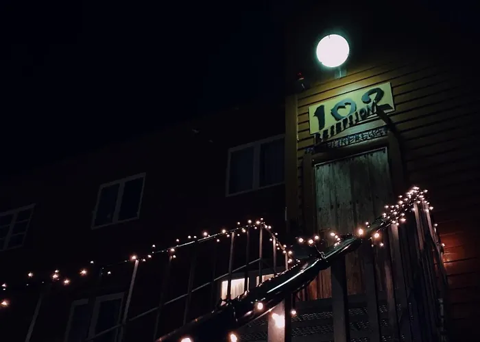 Gjestehuset 102 - Your Away From Home! * Longyearbyen