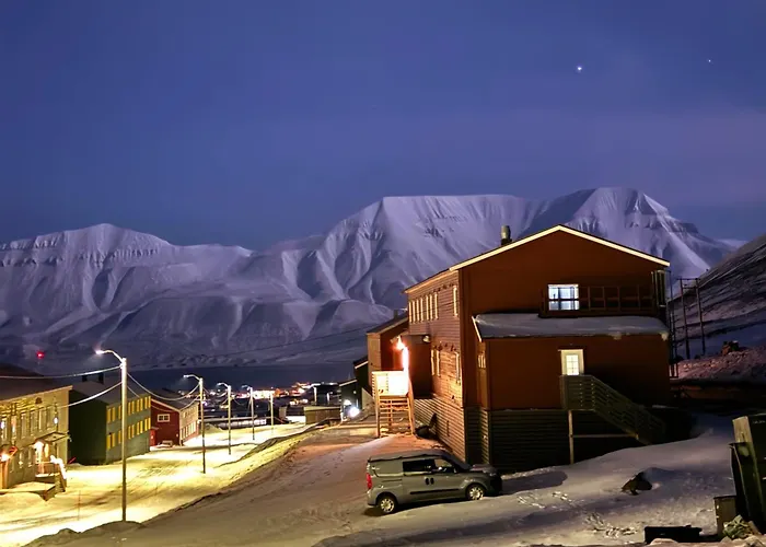 Gjestehuset 102 - Your Away From Home! * Longyearbyen