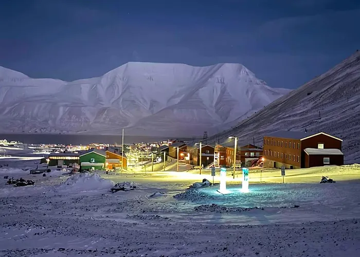 Gjestehuset 102 - Your Away From Home! Vandrarhem *