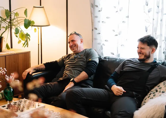 Gjestehuset 102 - Your Away From Home!