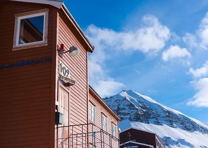 Gjestehuset 102 - Your Away From Home! *