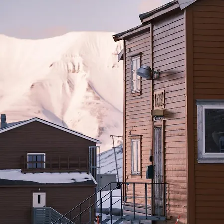 Gjestehuset 102 - Your Away From Home! *