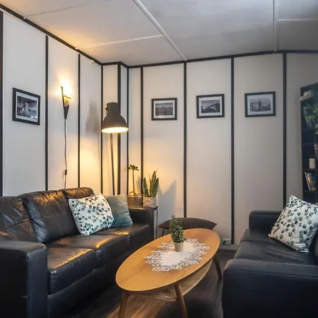 Gjestehuset 102 - Your Away From Home! * Longyearbyen