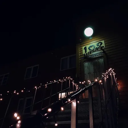 Gjestehuset 102 - Your Away From Home! * Longyearbyen