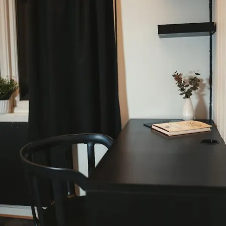 Gjestehuset 102 - Your Away From Home! Auberge de jeunesse Longyearbyen