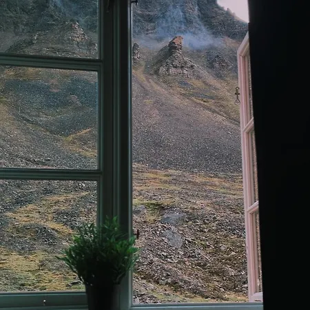 Auberge de jeunesse Gjestehuset 102 - Your Away From Home! Longyearbyen