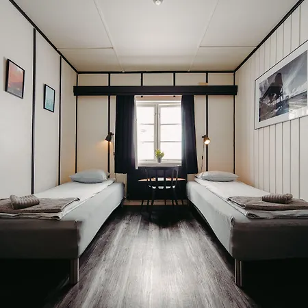 Gjestehuset 102 - Your Away From Home! *