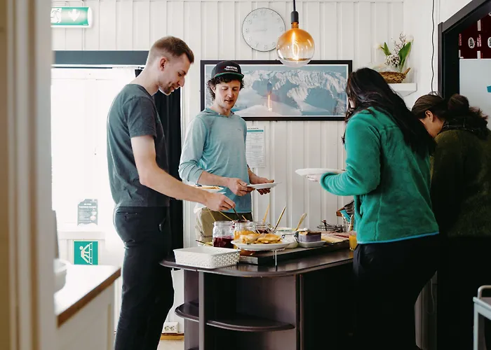 Gjestehuset 102 - Your Away From Home! *